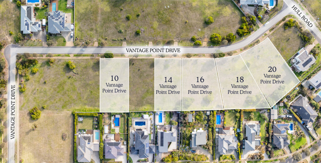 10 Vantage Point Drive MOUNT MARTHA VIC 3934 - Gross Waddell ICR
