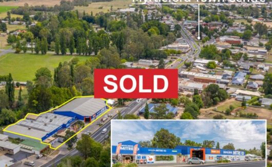 39-49 Myrtle Street MYRTLEFORD VIC 3737