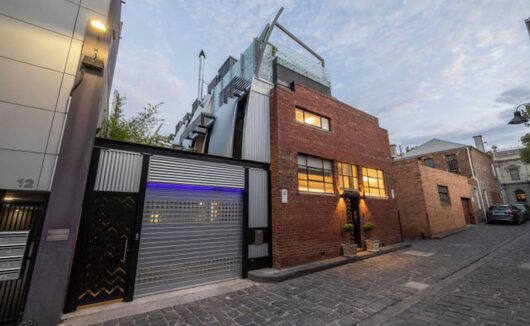 8 Lancashire Lane NORTH MELBOURNE VIC 3051