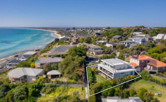41 Violet Street FRANKSTON SOUTH VIC 3199