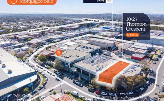 10/27 Thornton Crescent MITCHAM VIC 3132