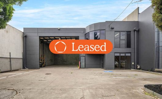 37 Barrie Road TULLAMARINE VIC 3043