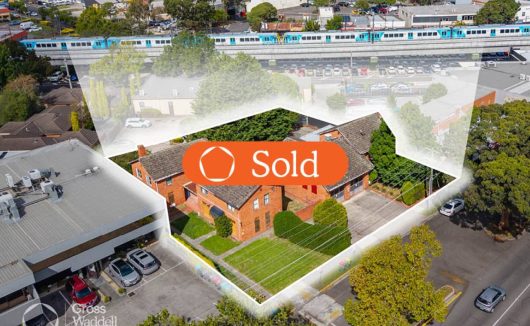 14 & 14a Croydon Road CROYDON VIC 3136