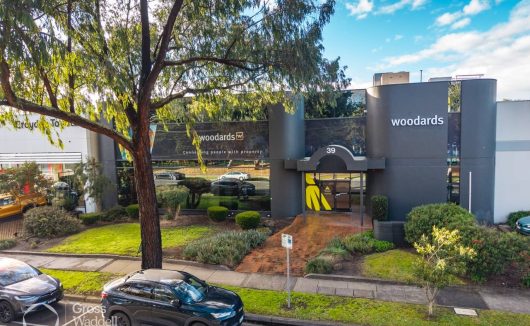 39-41 Hewish Road CROYDON VIC 3136
