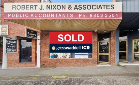 11 Royton Street BURWOOD EAST VIC 3151
