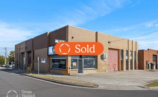 14 Trent Street MOORABBIN VIC 3189