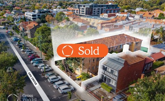 9 Oak Grove RIPPONLEA VIC 3185