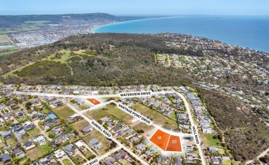 16 Vantage Point Drive MOUNT MARTHA VIC 3934