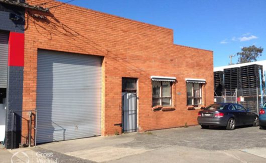 4 Teton Court MOORABBIN VIC 3189