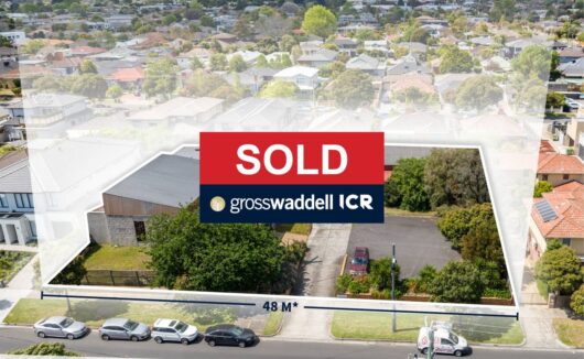 8 Mackie Road BENTLEIGH EAST VIC 3165