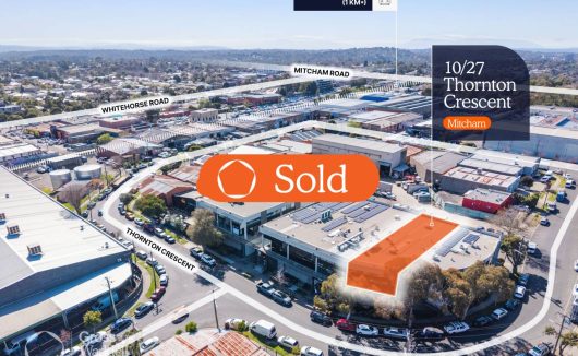 10/27 Thornton Crescent MITCHAM VIC 3132